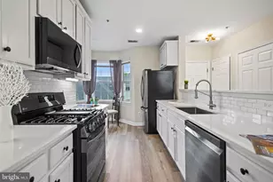 25340 Lake Mist, Chantilly, VA 20152 - Photo 11