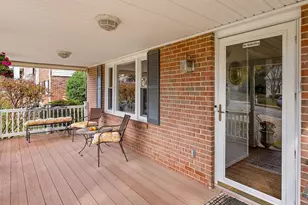 310 Ayrlee Ave NW, Leesburg, VA 20176 - Photo 5