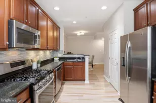 20385 Belmont Park Terrace, Ashburn, VA 20147 - Photo 17