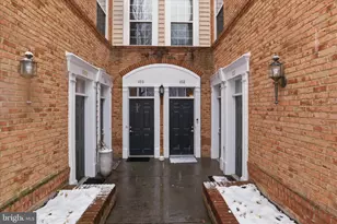 20385 Belmont Park Terrace, Ashburn, VA 20147 - Photo 5