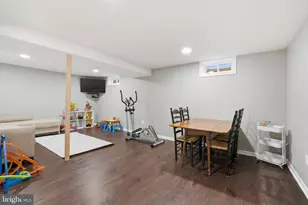 413 Appletree Dr NE, Leesburg, VA 20176 - Photo 11