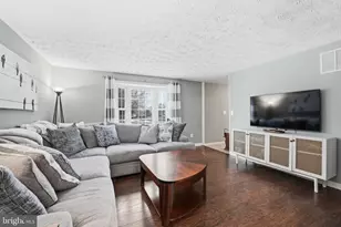 413 Appletree Dr NE, Leesburg, VA 20176 - Photo 3