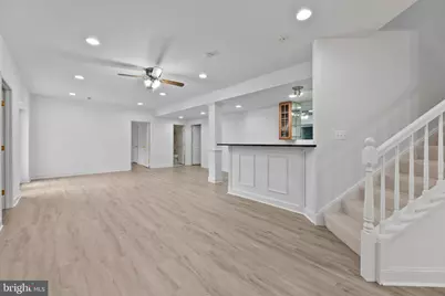 42602 Suny Bay Court, Chantilly, VA 20152 - Photo 7