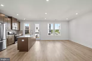 43298 Farringdon Sq, Broadlands, VA 20148 - Photo 13