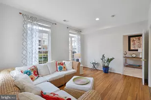 22476 Dinah Pl, Leesburg, VA 20175 - Photo 7