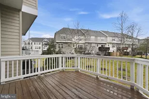 22987 Fontwell Square, Sterling, VA 20166 - Photo 23