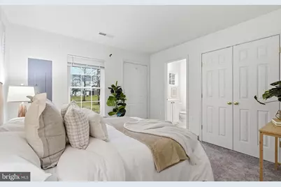 22987 Fontwell Square, Sterling, VA 20166 - Photo 15