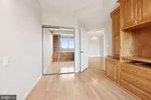 19375 Cypress Ridge Terrace, Leesburg, VA 20176 - Photo 23