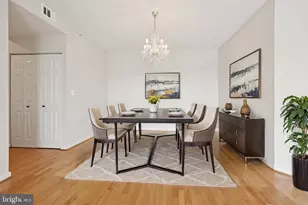 19375 Cypress Ridge Terrace, Leesburg, VA 20176 - Photo 5