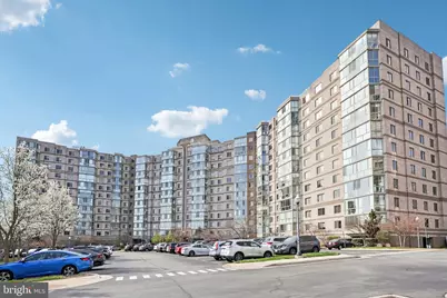 19375 Cypress Ridge Terrace #1111, Leesburg, VA 20176 - Photo 1