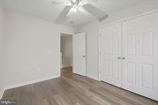 23142 Blackthorn Square, Sterling, VA 20166 - Photo 13