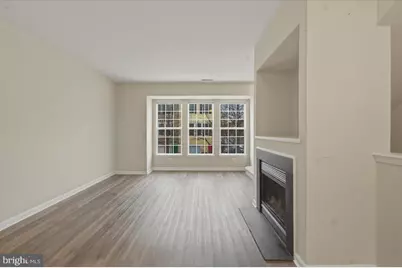 23142 Blackthorn Square, Sterling, VA 20166 - Photo 5