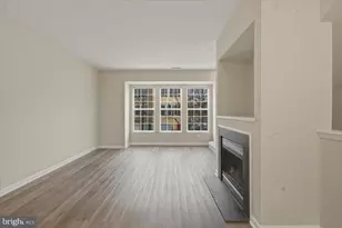 23142 Blackthorn Square, Sterling, VA 20166 - Photo 5