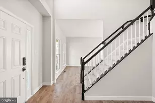 20504 Deerwatch Pl, Ashburn, VA 20147 - Photo 9