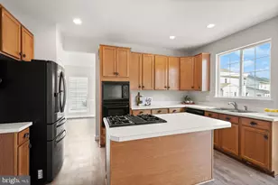 20504 Deerwatch Pl, Ashburn, VA 20147 - Photo 23