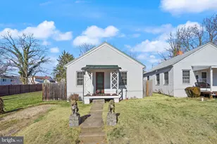 224 South St SE, Leesburg, VA 20175 - Photo 3