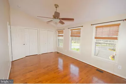 419 Davis Avenue SW, Leesburg, VA 20175 - Photo 17