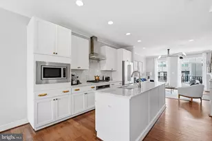 23000 Lavallette Square, Brambleton, VA 20148 - Photo 3