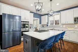 22833 Highcrest Circle, Brambleton, VA 20148 - Photo 3