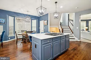 22833 Highcrest Circle, Brambleton, VA 20148 - Photo 7