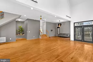 19451 Youngs Cliff Rd, Sterling, VA 20165 - Photo 15