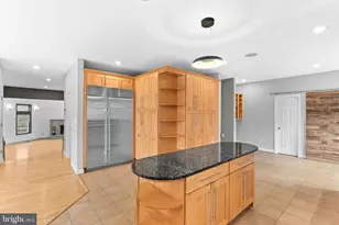 19451 Youngs Cliff Rd, Sterling, VA 20165 - Photo 31