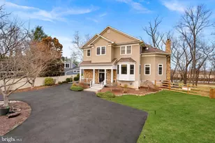 19451 Youngs Cliff Rd, Sterling, VA 20165 - Photo 3