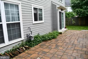 408 Foxridge Dr SW, Leesburg, VA 20175 - Photo 3