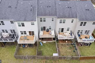 22855 Lacey Oak Terrace, Sterling, VA 20166 - Photo 33