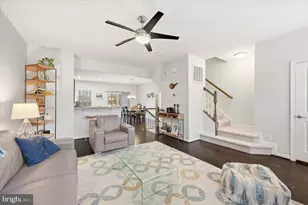 22855 Lacey Oak Terrace, Sterling, VA 20166 - Photo 13