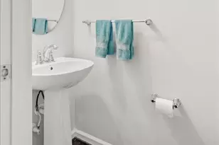 22855 Lacey Oak Terrace, Sterling, VA 20166 - Photo 5