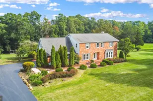 21960 Oatlands Rd, Aldie, VA 20105 - Photo 1