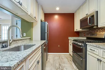 21014 Timber Ridge Terrace #302, Ashburn, VA 20147 - Photo 3