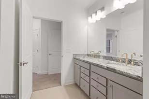 21950 Garganey Ter, Ashburn, VA 20147 - Photo 29