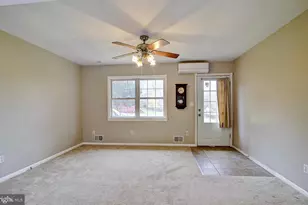 13096 Furnace Mountain Rd, Lovettsville, VA 20180 - Photo 9