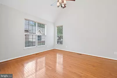 19608 Edgemont Square, Ashburn, VA 20147 - Photo 3