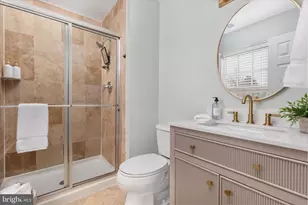 11815 Brockman Ln, Great Falls, VA 22066 - Photo 15