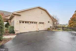 23067 Welbourne Walk Ct, Ashburn, VA 20148 - Photo 11