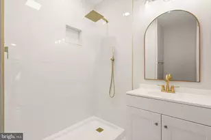 25240 Lake Shore Square, Chantilly, VA 20152 - Photo 29