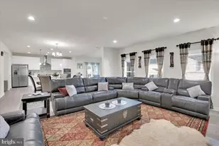 25038 Woodland Iris Dr, Aldie, VA 20105 - Photo 11