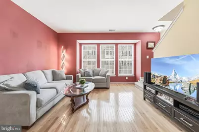 23097 Fontwell Square, Sterling, VA 20166 - Photo 17