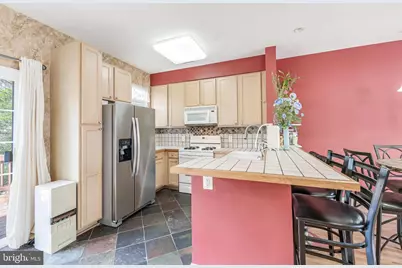 23097 Fontwell Square, Sterling, VA 20166 - Photo 9