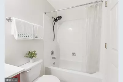 23097 Fontwell Square, Sterling, VA 20166 - Photo 25