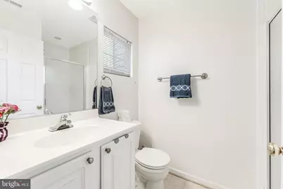 23097 Fontwell Square, Sterling, VA 20166 - Photo 29