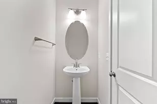 23104 Sullivans Cove Sq, Brambleton, VA 20148 - Photo 19