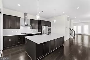 23104 Sullivans Cove Sq, Brambleton, VA 20148 - Photo 15