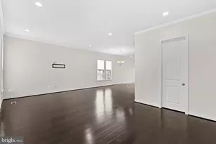 23104 Sullivans Cove Sq, Brambleton, VA 20148 - Photo 5