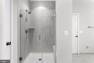 23104 Sullivans Cove Sq, Brambleton, VA 20148 - Photo 27