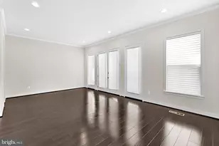 23104 Sullivans Cove Sq, Brambleton, VA 20148 - Photo 7