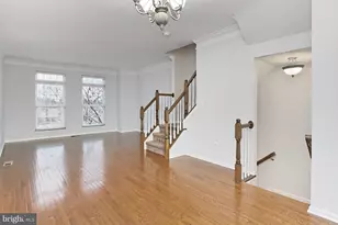 25121 Gunnery Square, Chantilly, VA 20152 - Photo 9